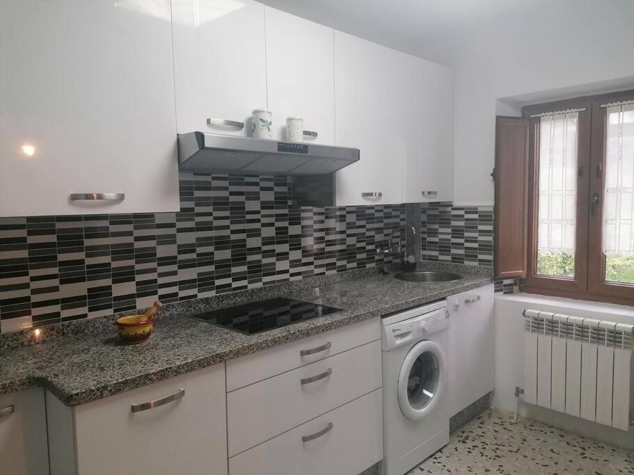 Apartamento En Casa Rural Con Amplio Jardin A 5 Min De La Playa Situacion Inmejorable La Riera  외부 사진